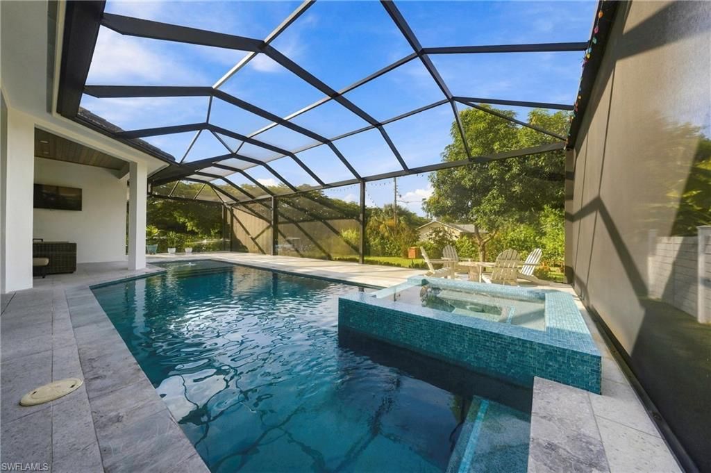 111 1st St, Naples, FL 34113 Photo