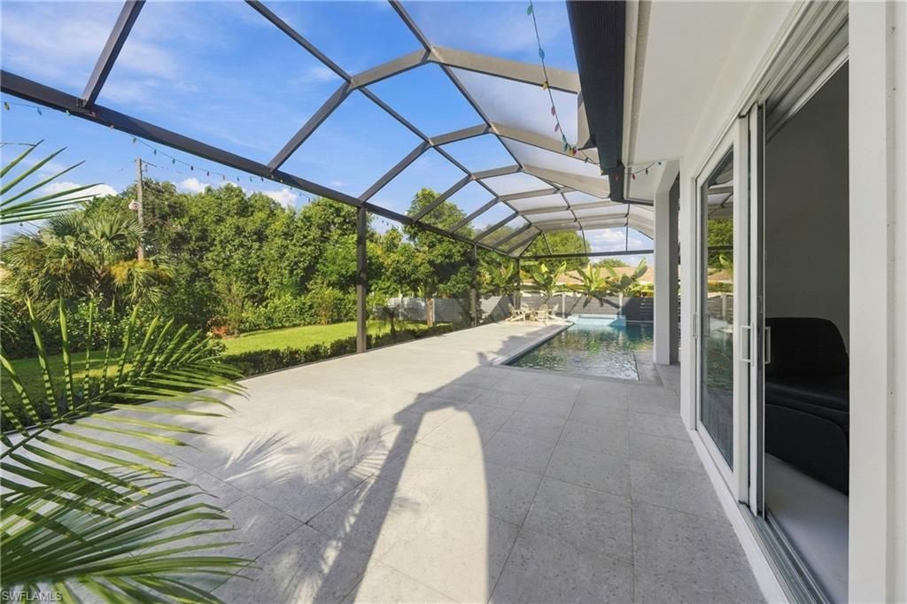 111 1st St, Naples, FL 34113 Photo