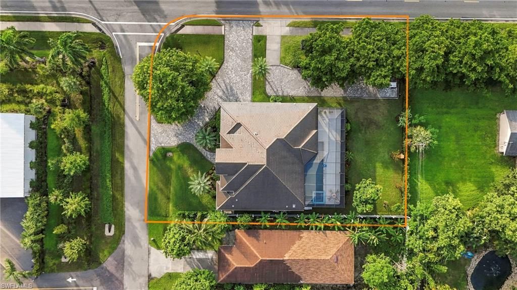 111 1st St, Naples, FL 34113 Photo