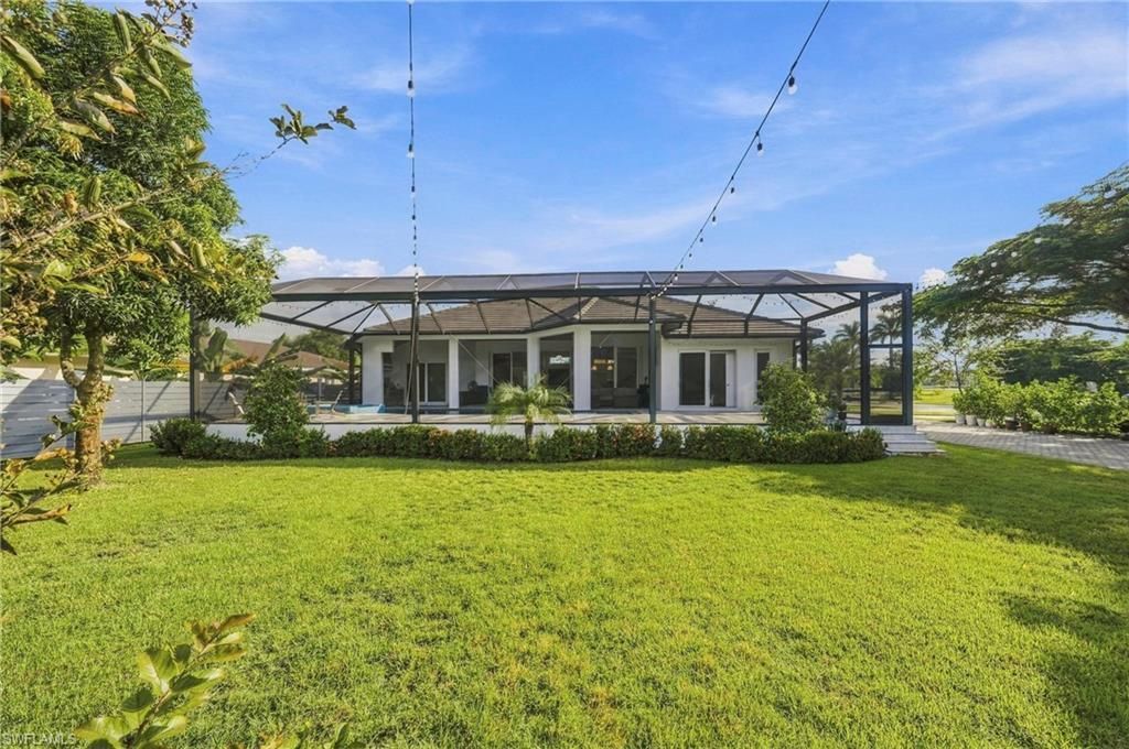 111 1st St, Naples, FL 34113 Photo