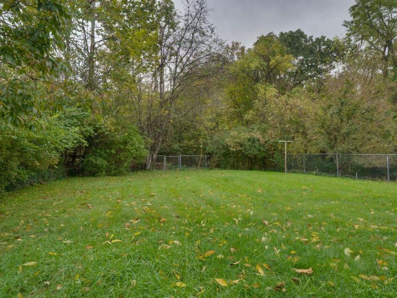 8622 Wicklow Avenue, Sycamore Township, OH 45236 Photo 25