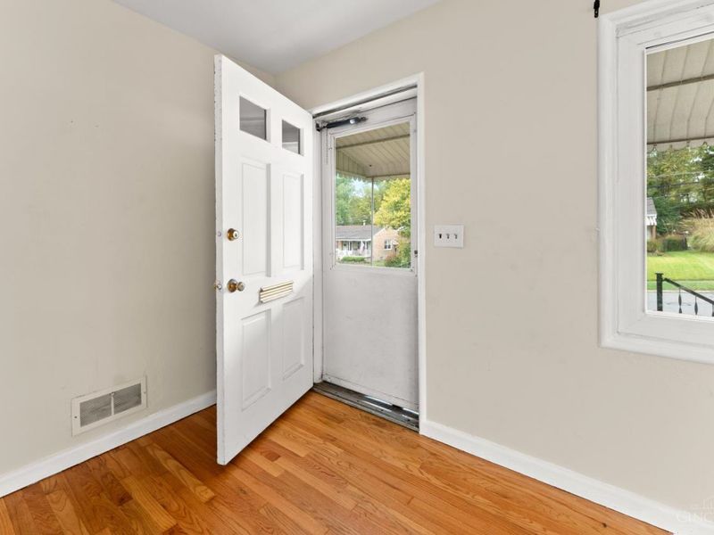 8622 Wicklow Avenue, Sycamore Township, OH 45236 Photo 5