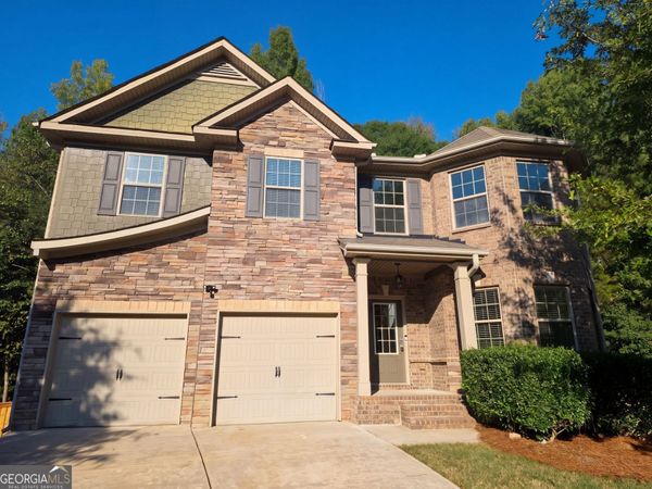 996 Spanish Moss Trail, Loganville, GA 30052