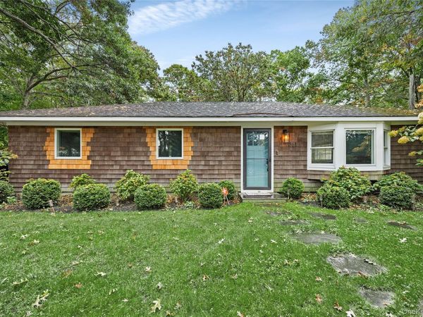 361 Wading River Road , Manorville, NY 11949