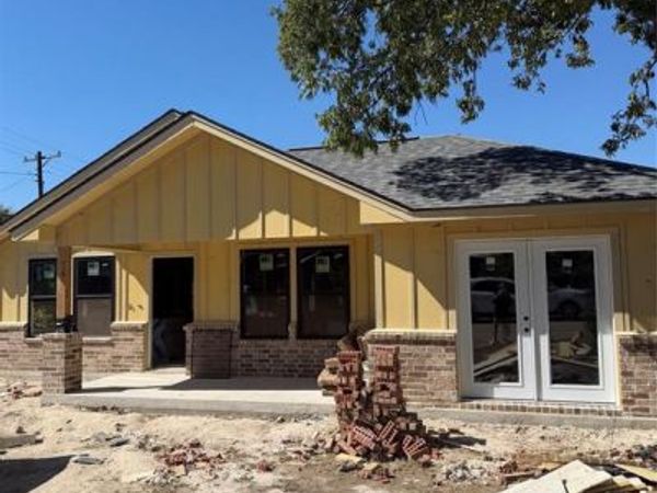 122 Avenue A , Moody, TX 76557