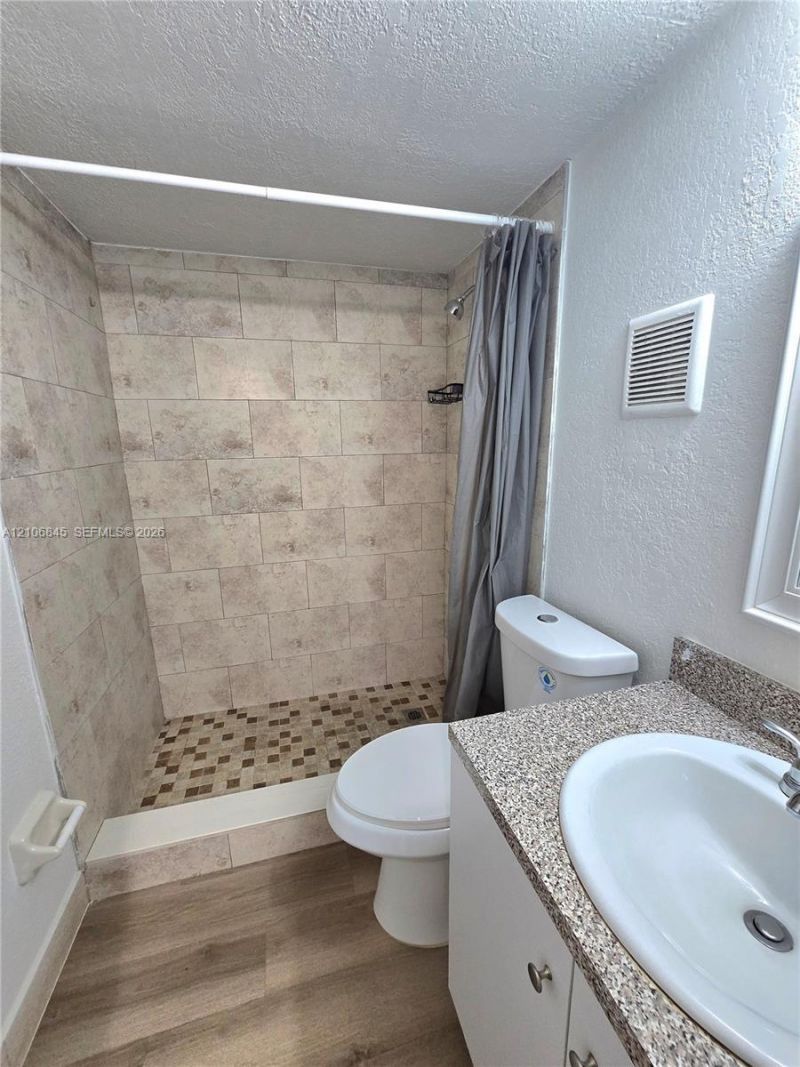 1700 NW 58th Ter , Unit 3J, Sunrise, FL 33313 Photo