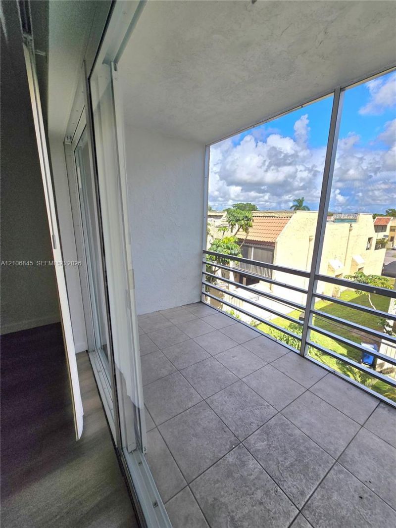 1700 NW 58th Ter , Unit 3J, Sunrise, FL 33313 Photo