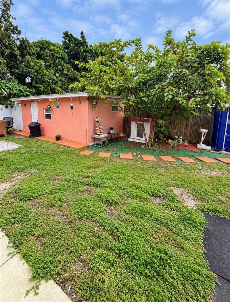 971 NE 156th Ter , North Miami Beach, FL 33162 Photo