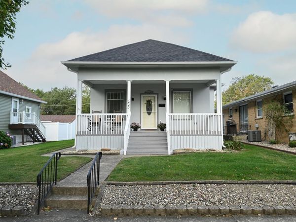223 S Grand Avenue , Bradley, IL 60915