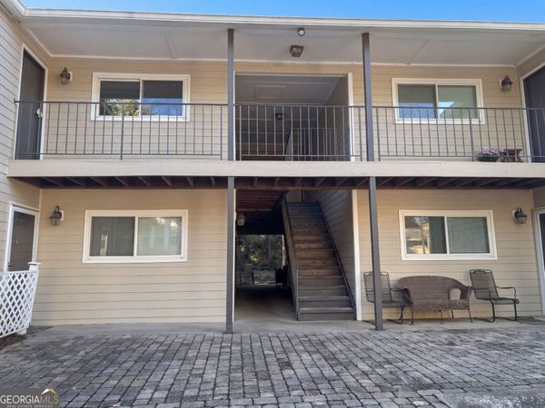 1113 Lake Pointe Circle, Roswell, GA 30075