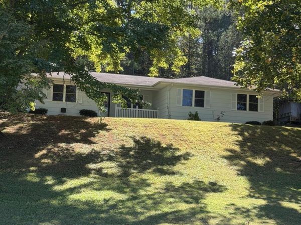 113 East Drive , Parrottsville, TN 37843