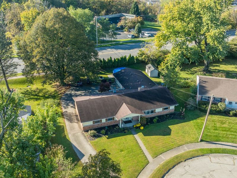2305 Rebecca Drive, Springfield, OH 45503 Photo 6