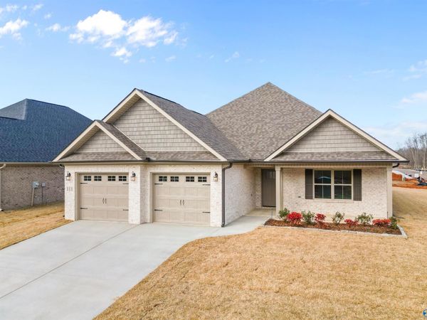 104 Buck Crossing Drive, Toney, AL 35773