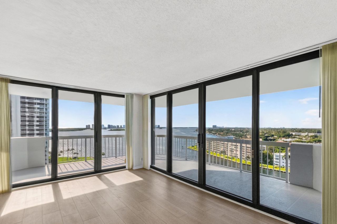 123 Lakeshore Drive, Unit 1543, North Palm Beach, FL 33408 Photo