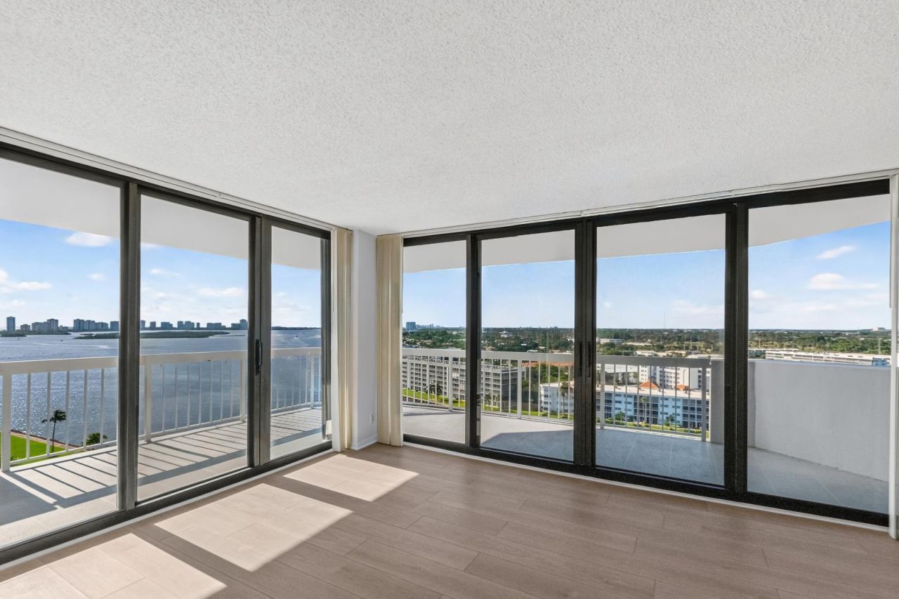 123 Lakeshore Drive, Unit 1543, North Palm Beach, FL 33408 Photo