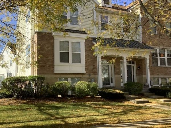 902 Violet Drive , Hanover Park, IL 60133