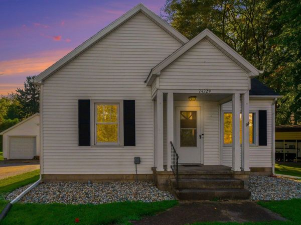 2422 W State Road 2 , La Porte, IN 46350