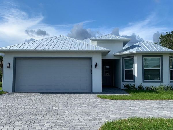 2902 SW Savona Boulevard, Port St. Lucie, FL 34953