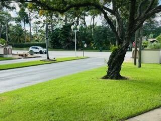 101 Lake Pine Circle, Unit D-2, Greenacres, FL 33463 Photo