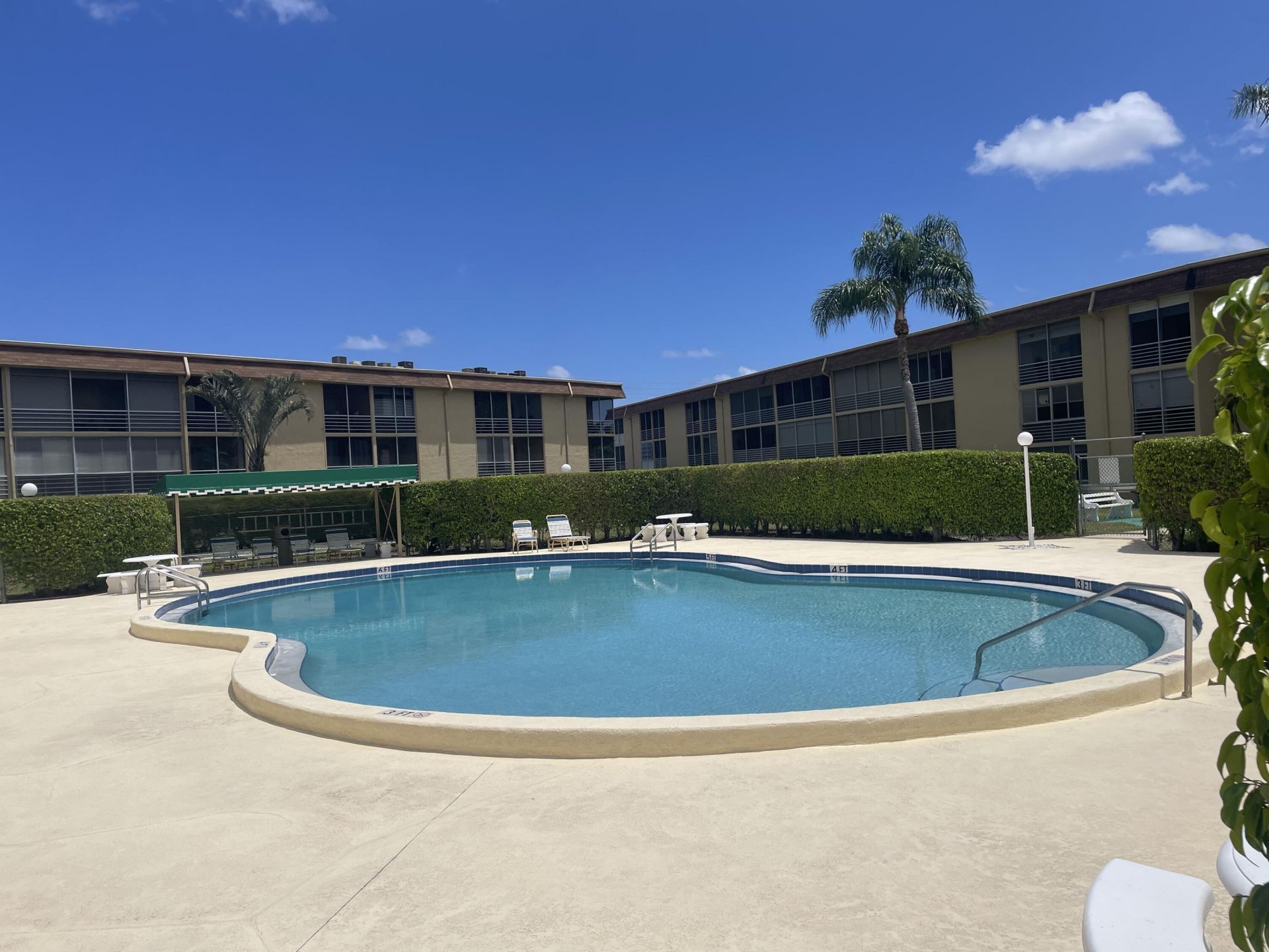 700 Village Green Court, Unit 208, Palm Springs, FL 33461 Photo