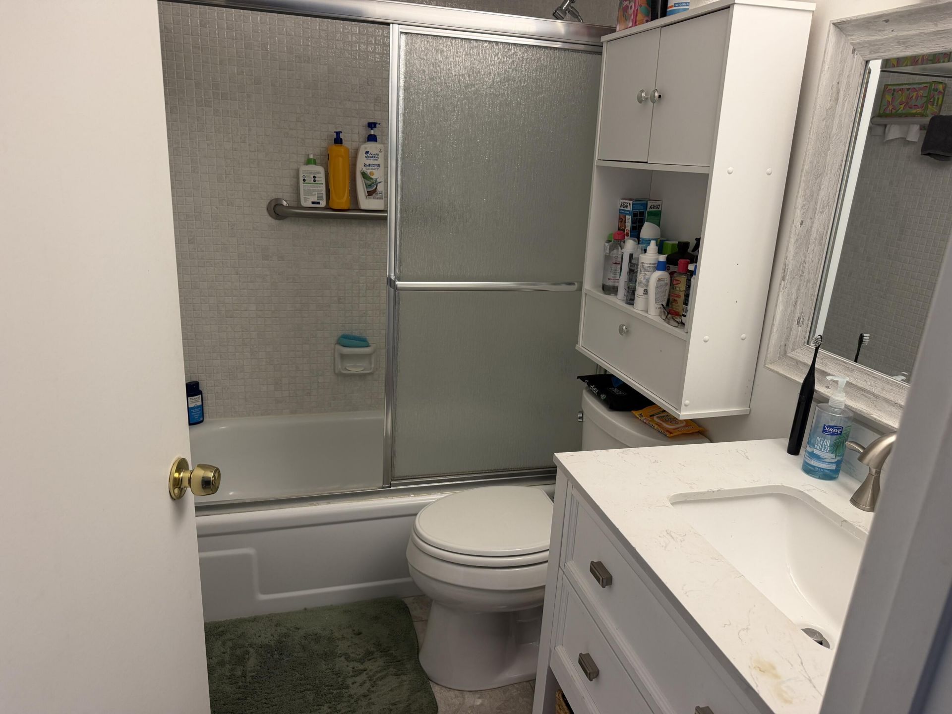700 Village Green Court, Unit 208, Palm Springs, FL 33461 Photo
