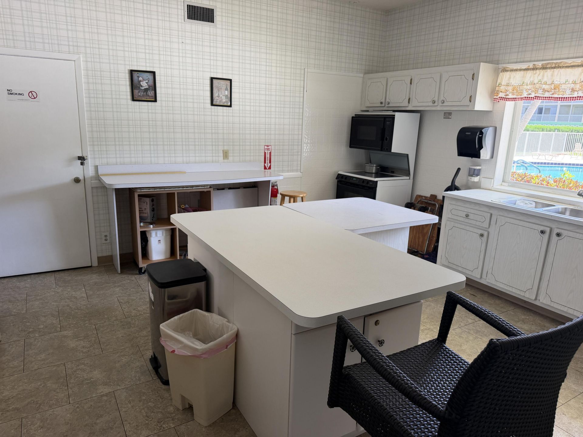 700 Village Green Court, Unit 208, Palm Springs, FL 33461 Photo