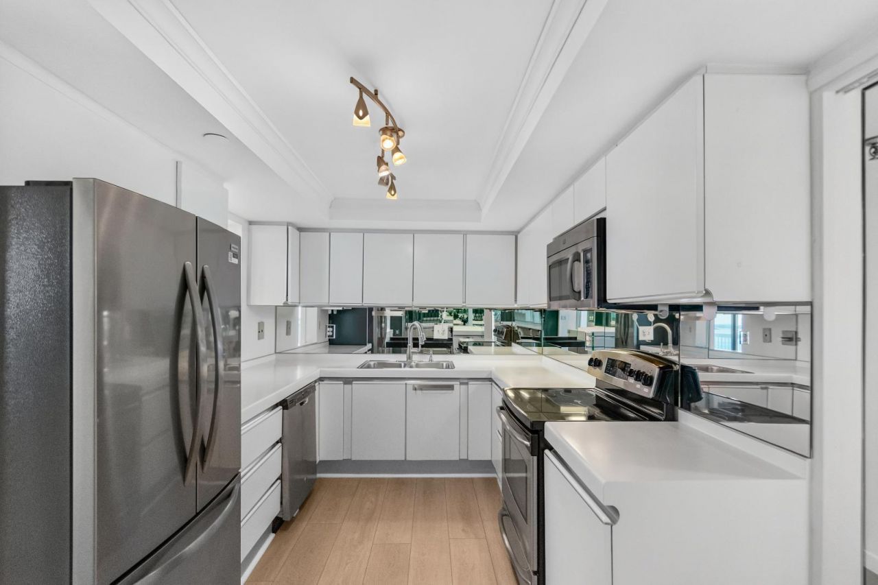 123 Lakeshore Drive, Unit 1543, North Palm Beach, FL 33408 Photo