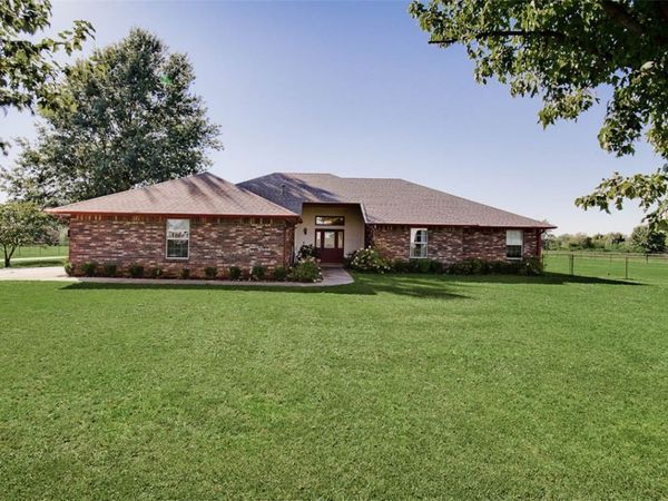 475 S Elm Springs Road , Elm Springs, AR 72762