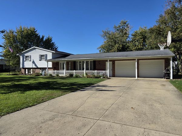 423 Easthaven Drive, New Bremen, OH 45869