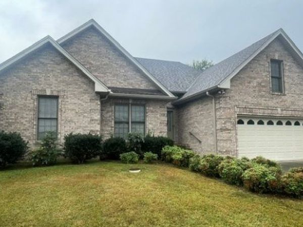 180 Foxrun , Springfield, TN 37172