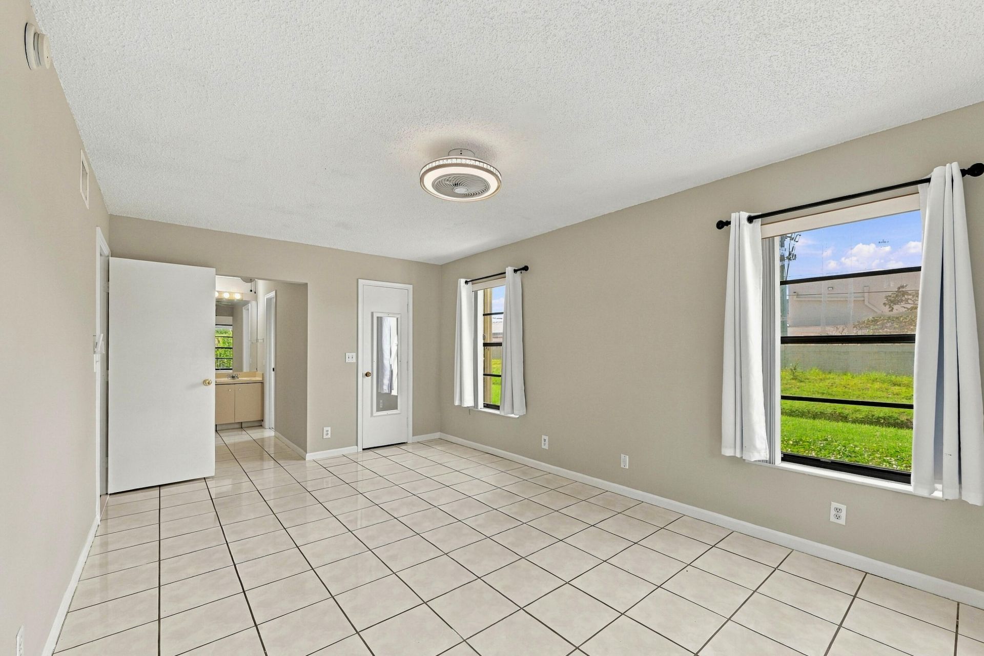 9935 Pineapple Tree Drive, Unit 108, Boynton Beach, FL 33436 Photo