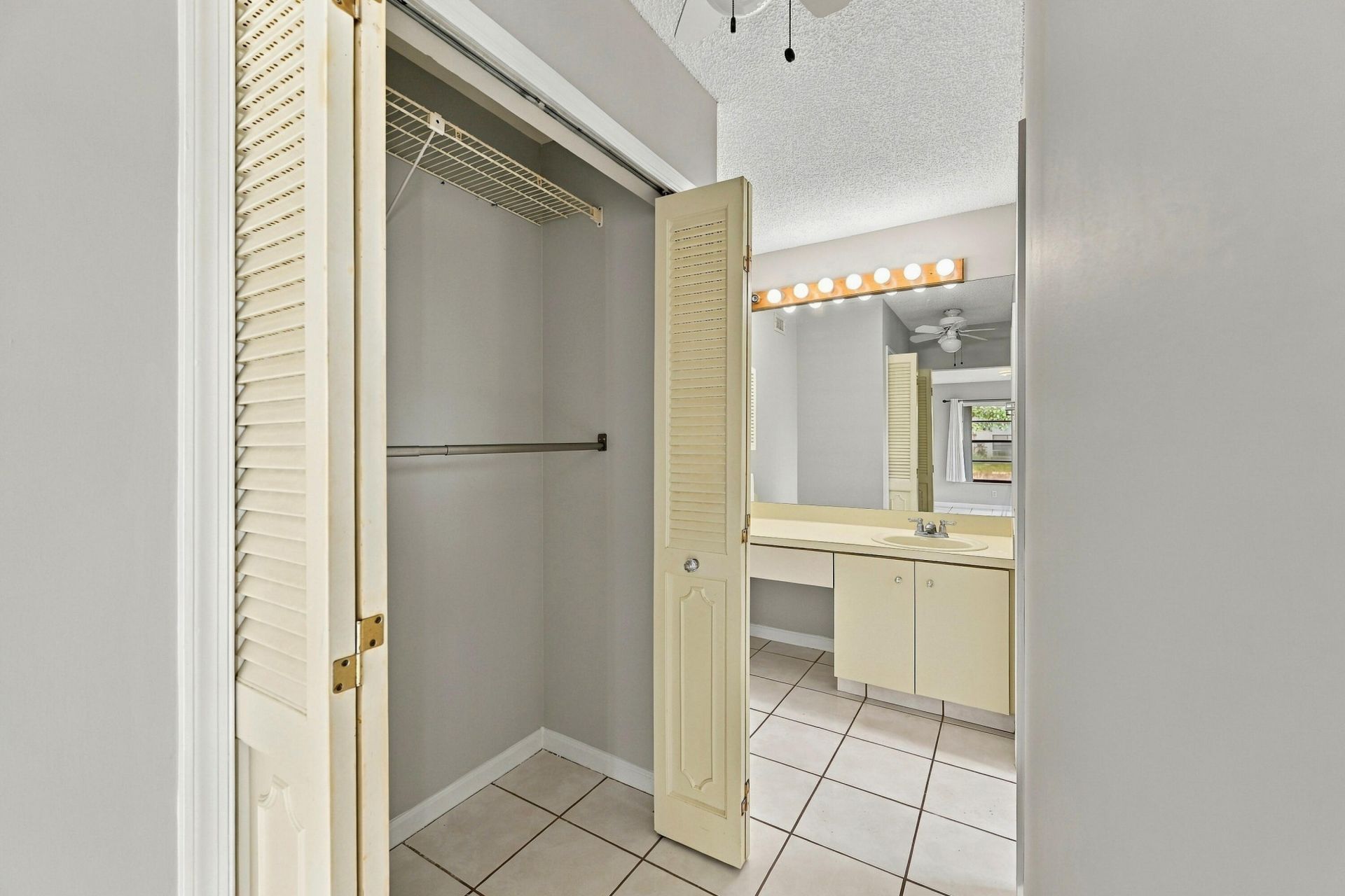 9935 Pineapple Tree Drive, Unit 108, Boynton Beach, FL 33436 Photo