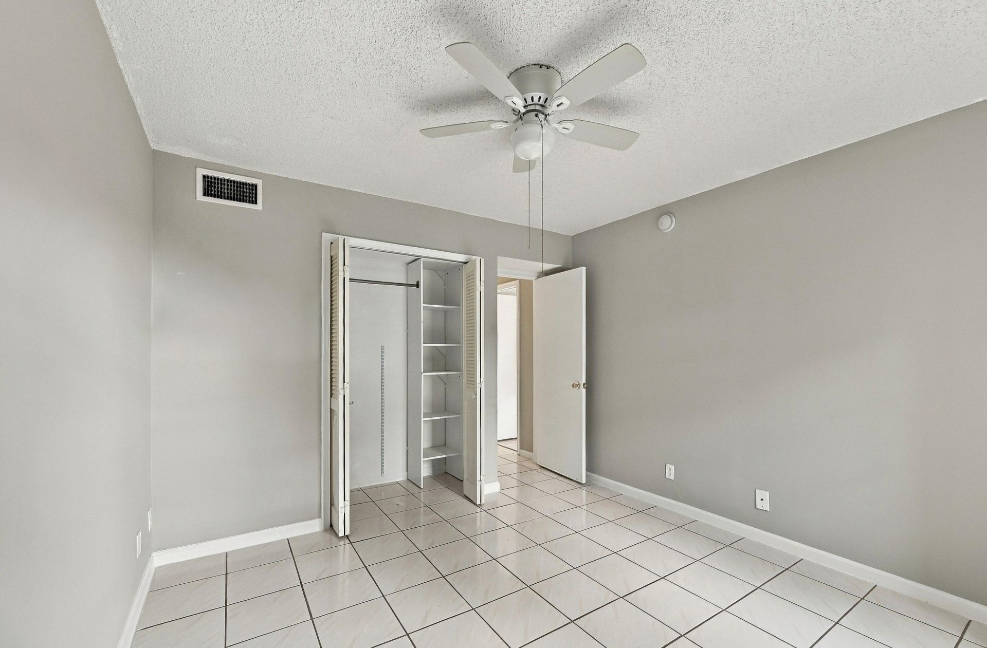 9935 Pineapple Tree Drive, Unit 108, Boynton Beach, FL 33436 Photo