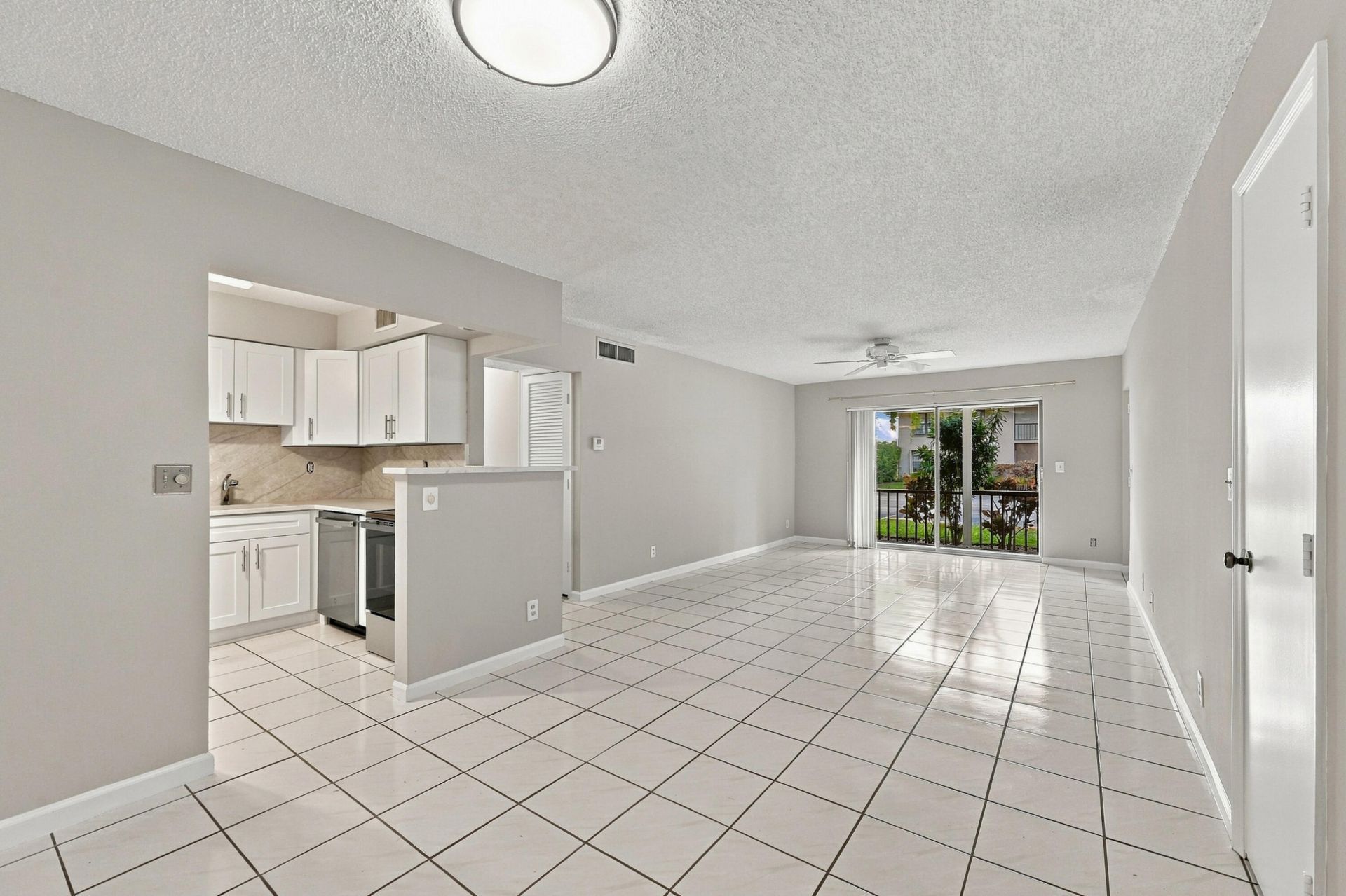 9935 Pineapple Tree Drive, Unit 108, Boynton Beach, FL 33436 Photo