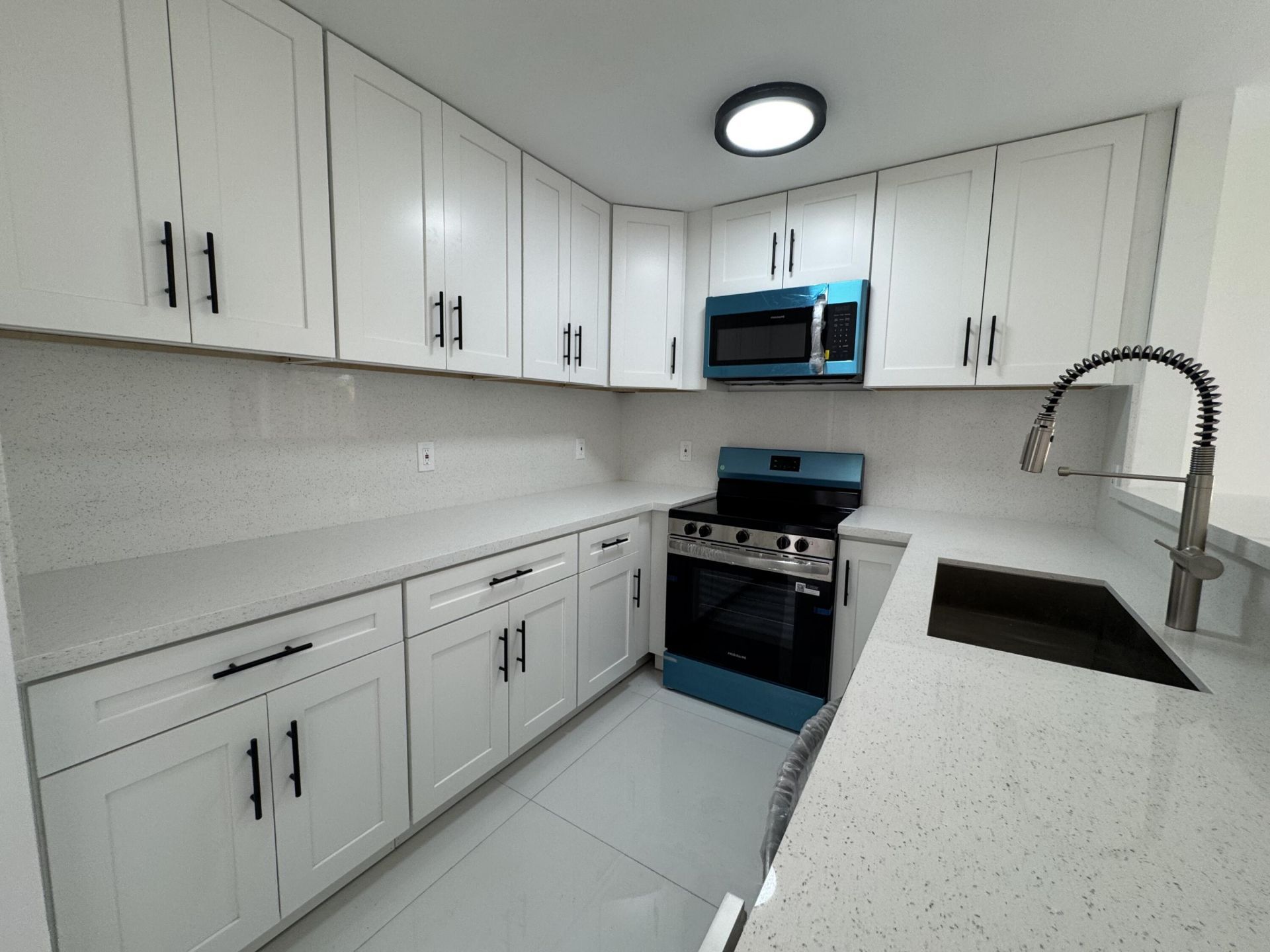 4421 SW 72nd Terrace, Davie, FL 33314 Photo
