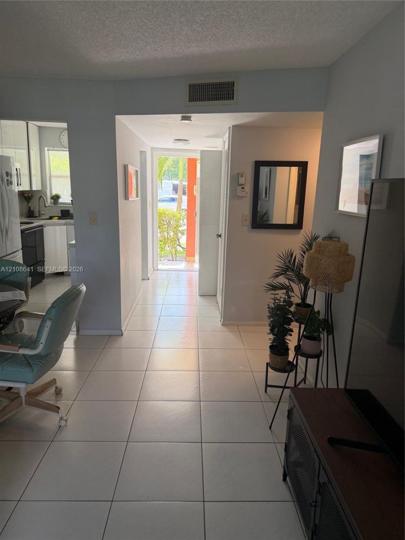 3071 E Sunrise Lakes Dr, Unit 103, Sunrise, FL 33322 Photo
