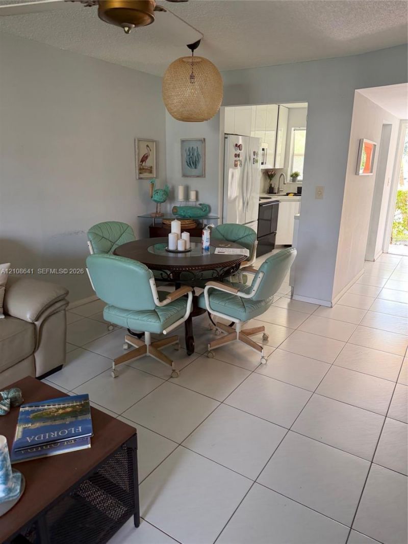 3071 E Sunrise Lakes Dr, Unit 103, Sunrise, FL 33322 Photo