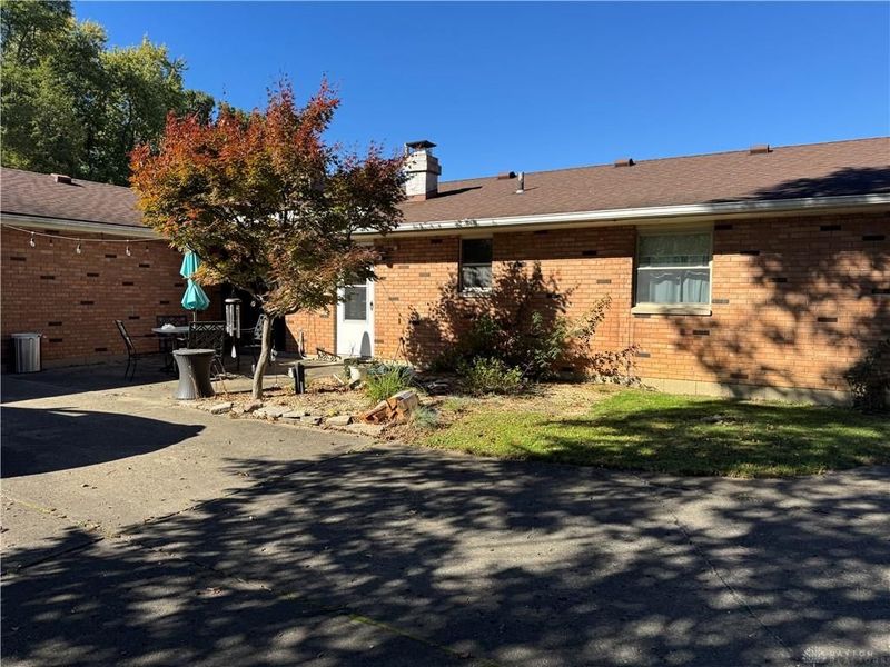 2305 Rebecca Drive, Springfield, OH 45503 Photo 6