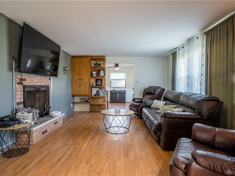 2305 Rebecca Drive, Springfield, OH 45503 Photo 8