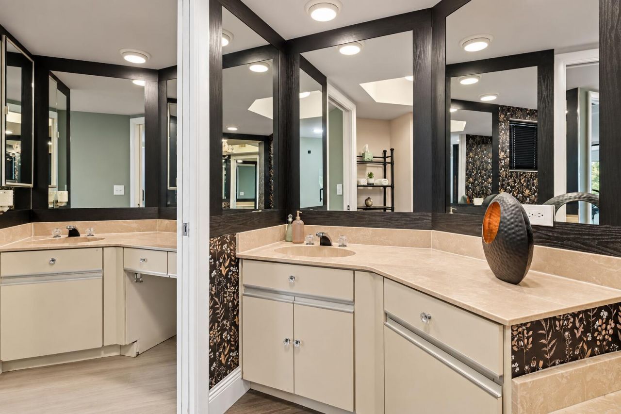 5257 Fountains Drive S, Unit 205, Greenacres, FL 33467 Photo