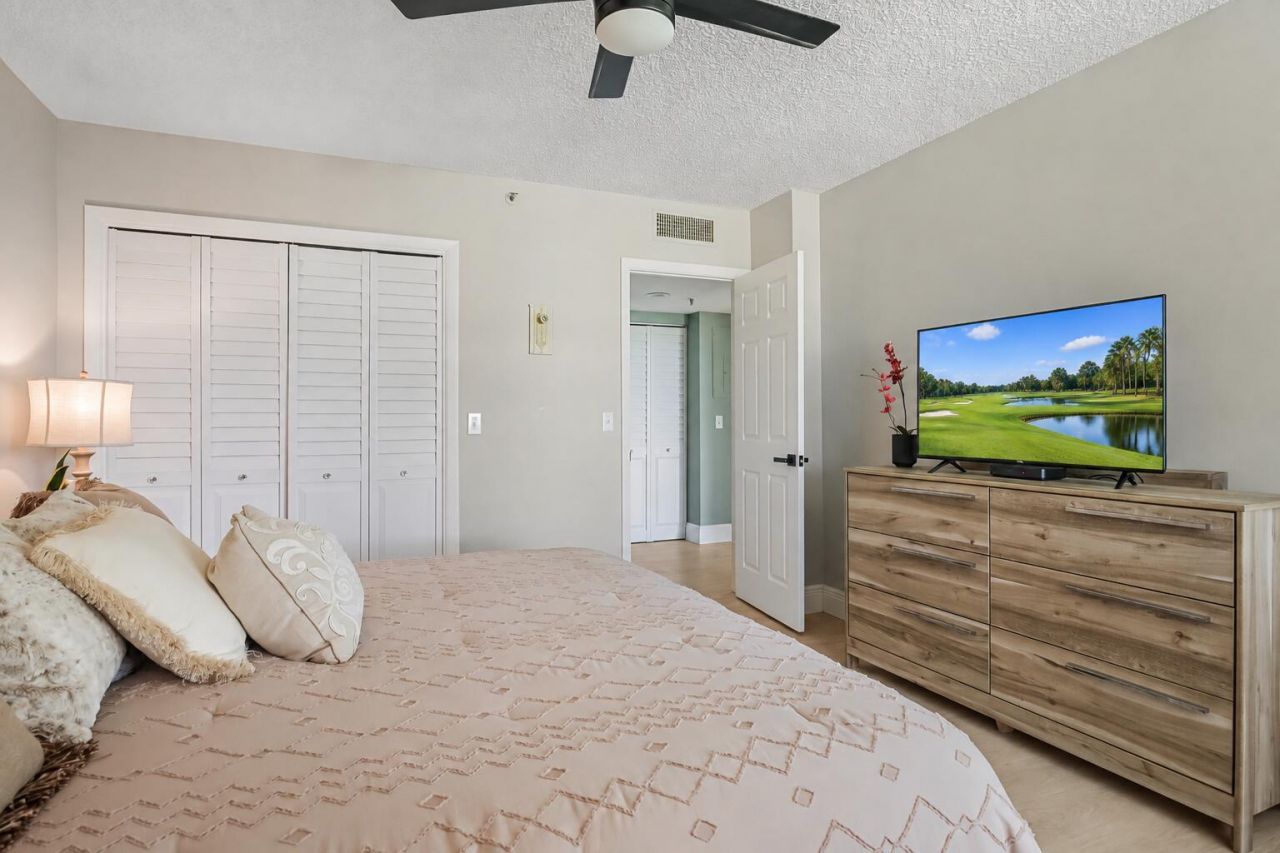 5257 Fountains Drive S, Unit 205, Greenacres, FL 33467 Photo