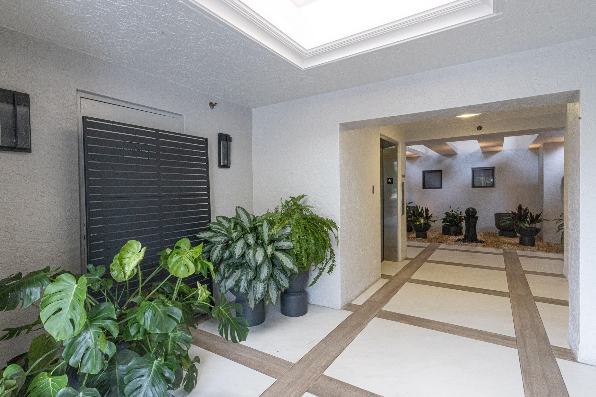 5257 Fountains Drive S, Unit 205, Greenacres, FL 33467 Photo