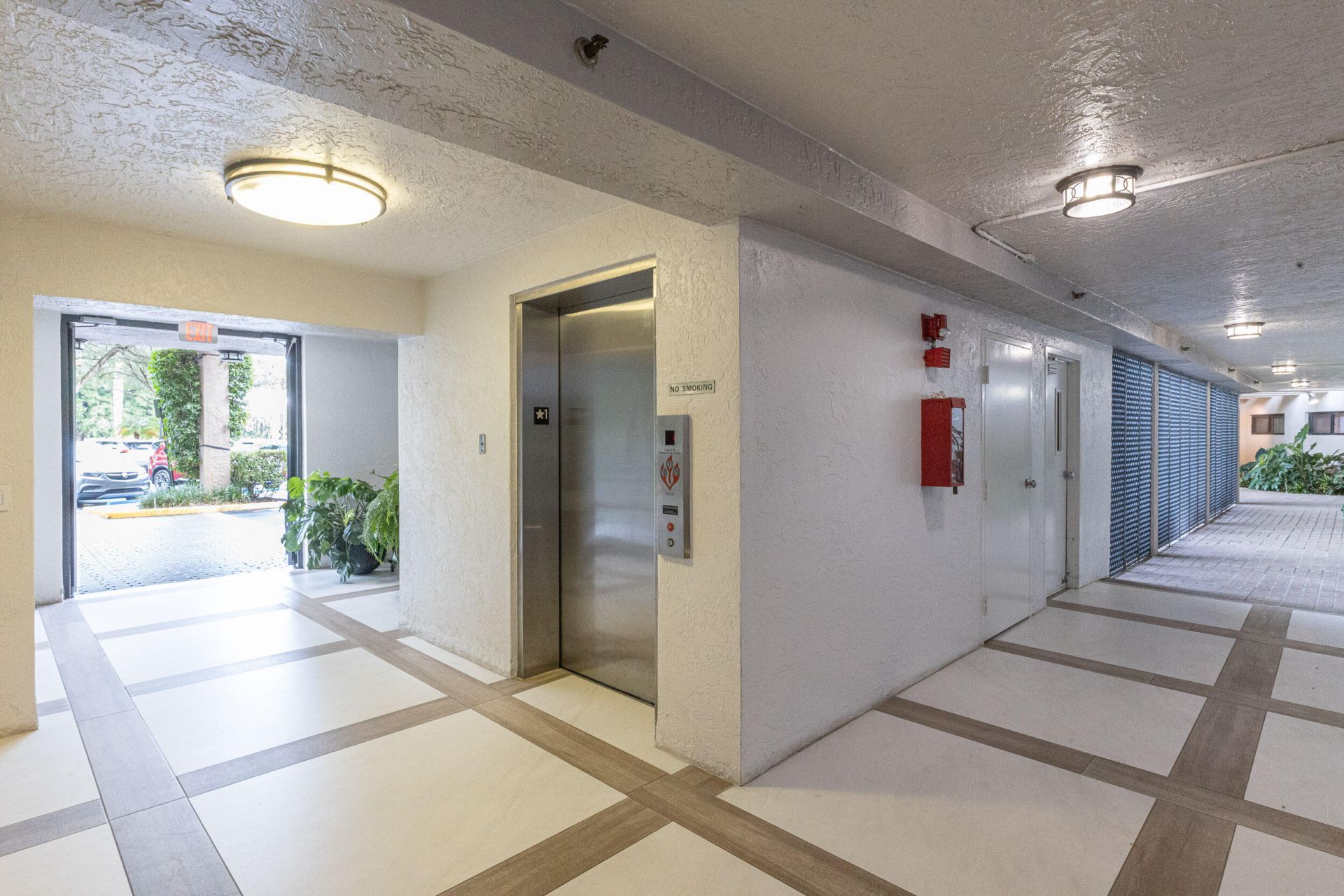 5257 Fountains Drive S, Unit 205, Greenacres, FL 33467 Photo