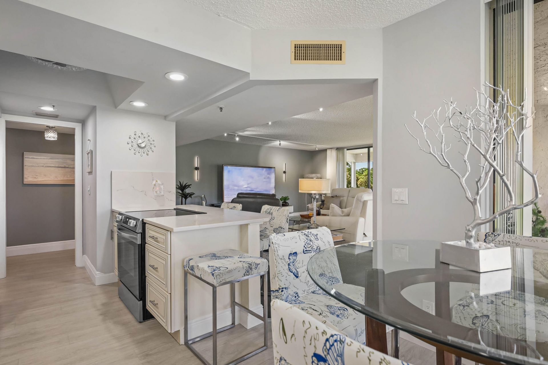 5257 Fountains Drive S, Unit 205, Greenacres, FL 33467 Photo