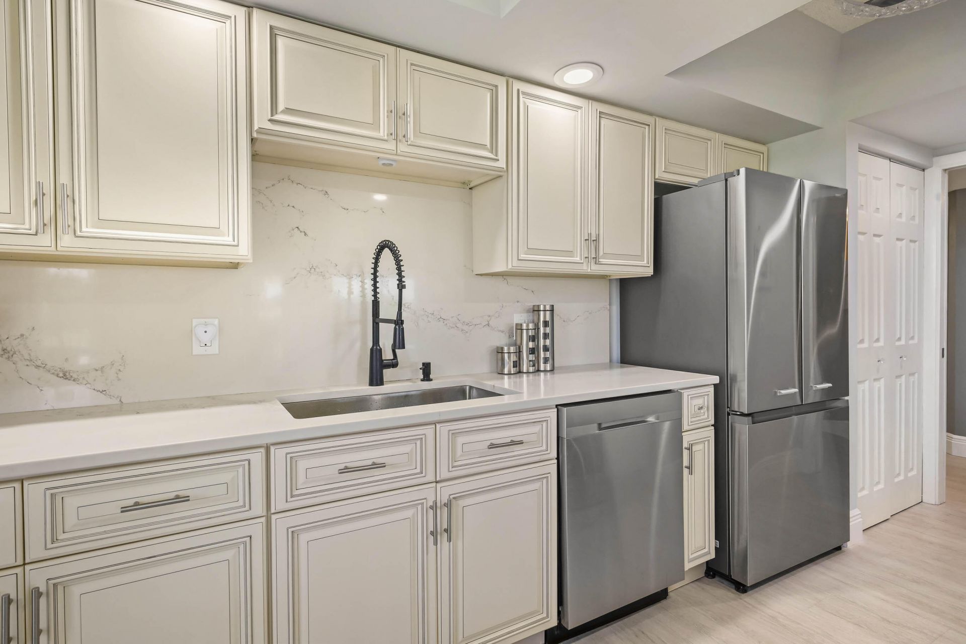 5257 Fountains Drive S, Unit 205, Greenacres, FL 33467 Photo