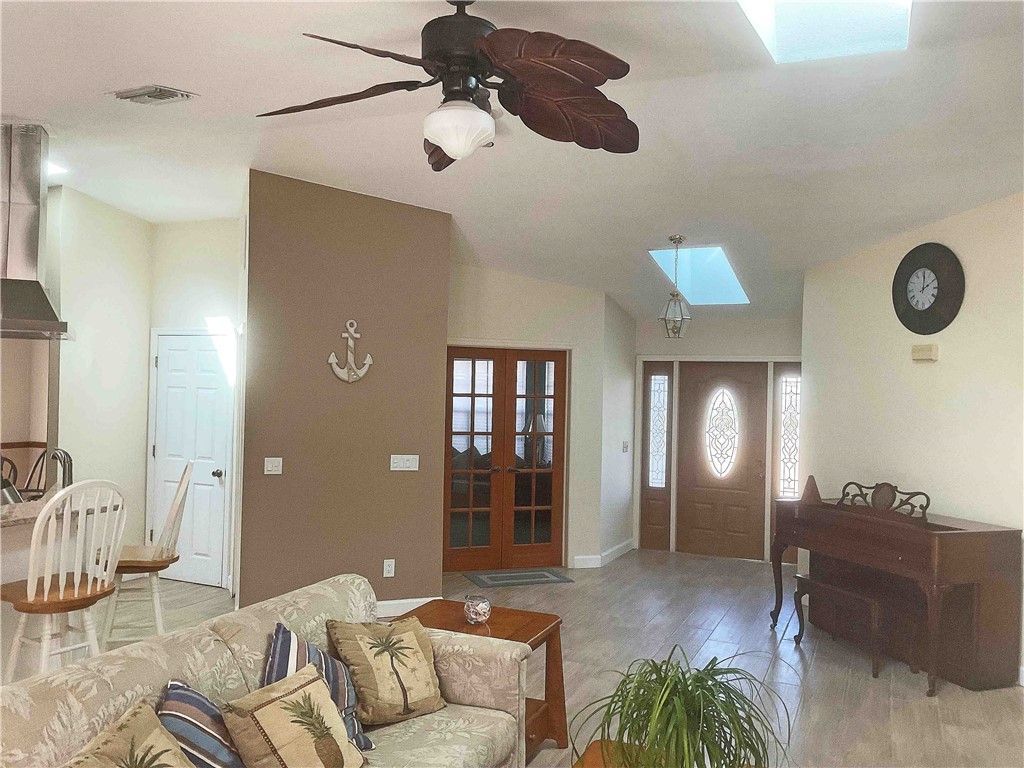 728 N Fischer Circle, Sebastian, FL 32958 Photo