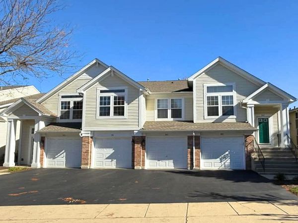 949 Charlela Lane , Unit 949, Elk Grove Village, IL 60007