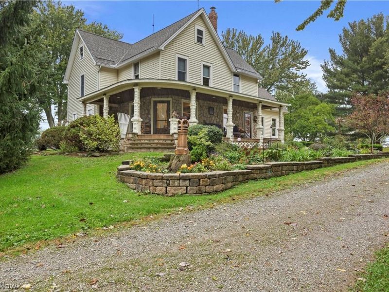13085 Chatham Road, Spencer, OH 44275 Photo 3