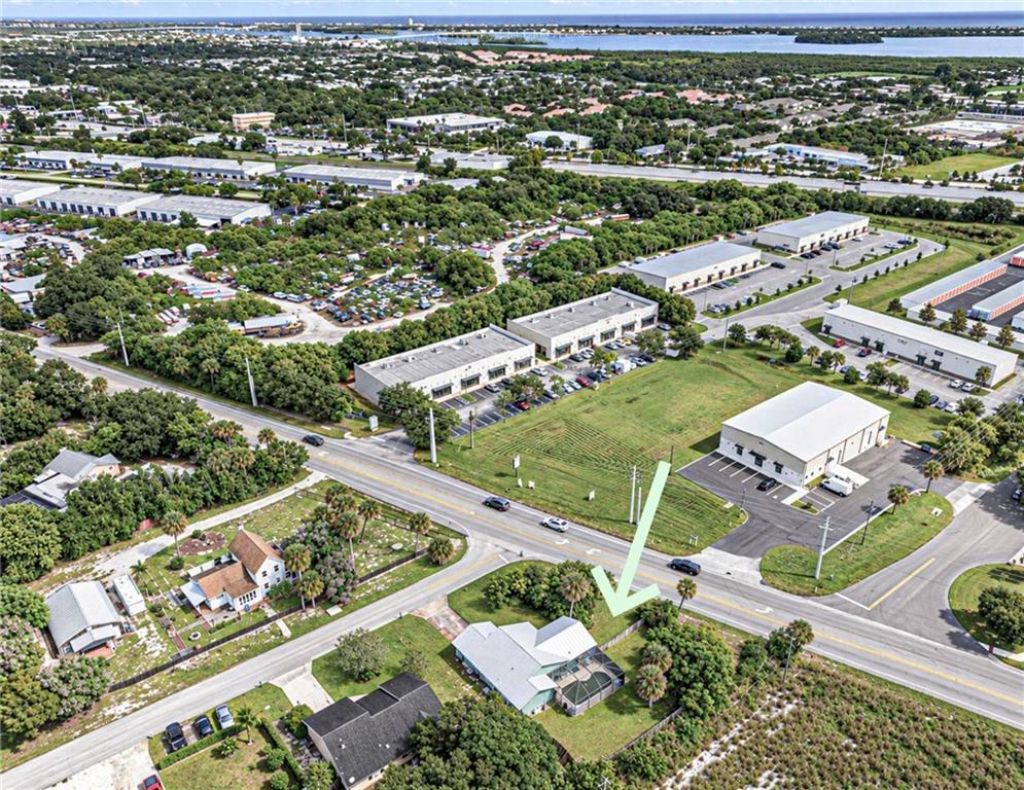 795 4th Lane, Vero Beach, FL 32962 Photo