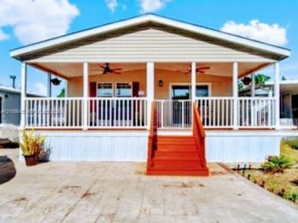 18815 SW 351 ST , Homestead, FL 33034
